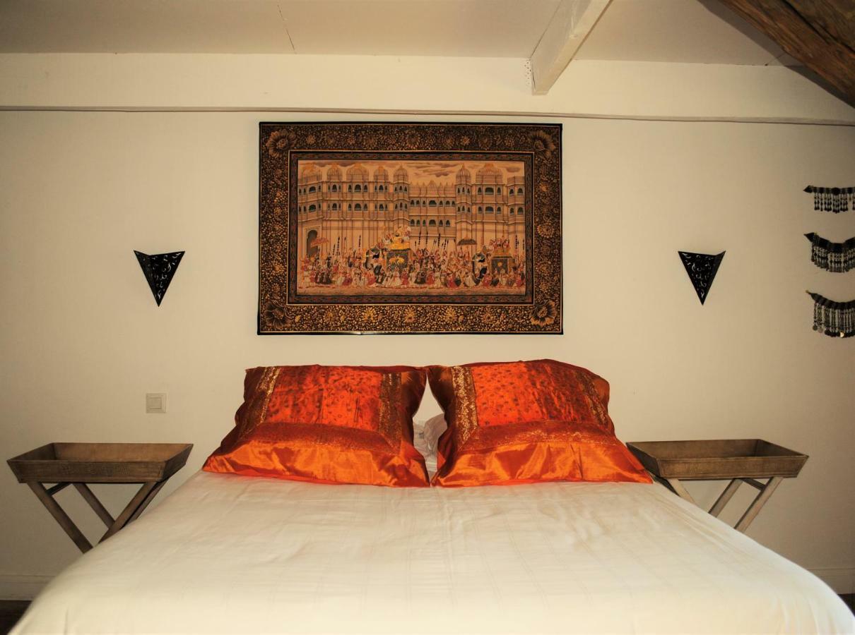 Les Routes Du Monde Bed & Breakfast Saint-Genies-de-Comolas Ngoại thất bức ảnh